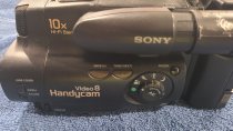 Sony CCD TR61 Video 8 Handycam Camcorder, TU24-0758