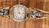 Bulova 
